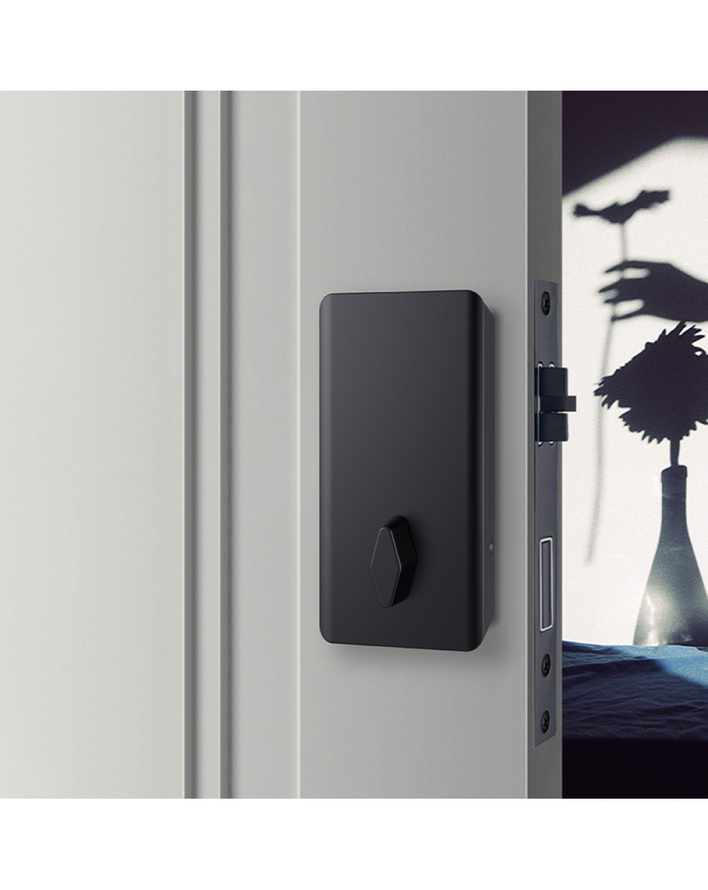 Simple tamper-proof electronic door lock