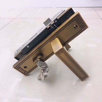 Brass-plated vintage mechanical door lock